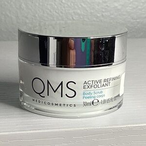 QMS MEDICOSMETICS Active Refining Exfoliant Body Scrub